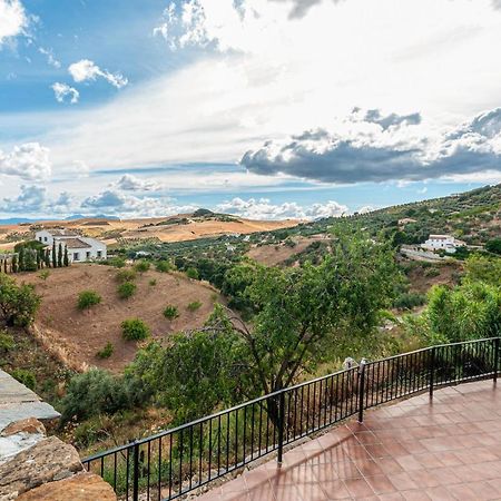 Awesome Home In Antequera With Wifi エクステリア 写真