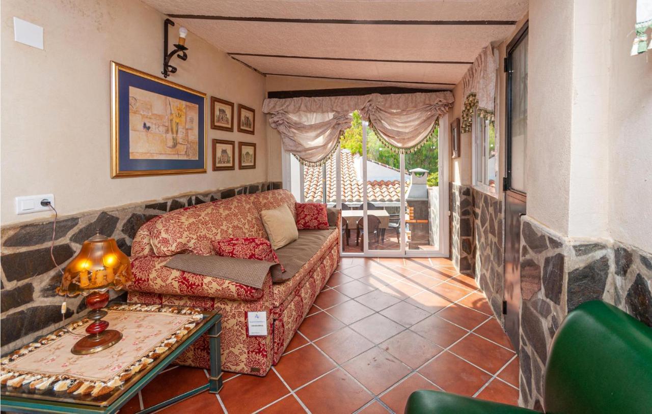 Awesome Home In Antequera With Wifi エクステリア 写真
