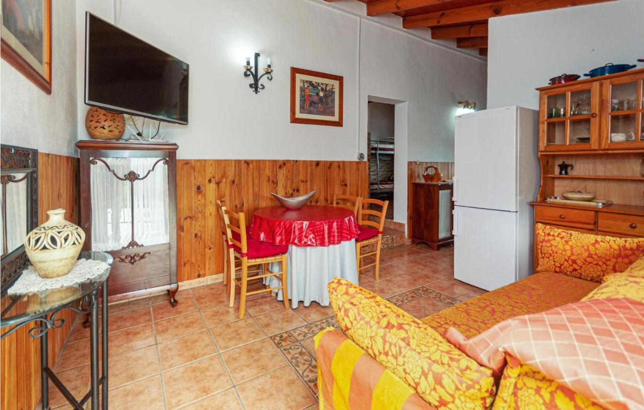 Awesome Home In Antequera With Wifi エクステリア 写真